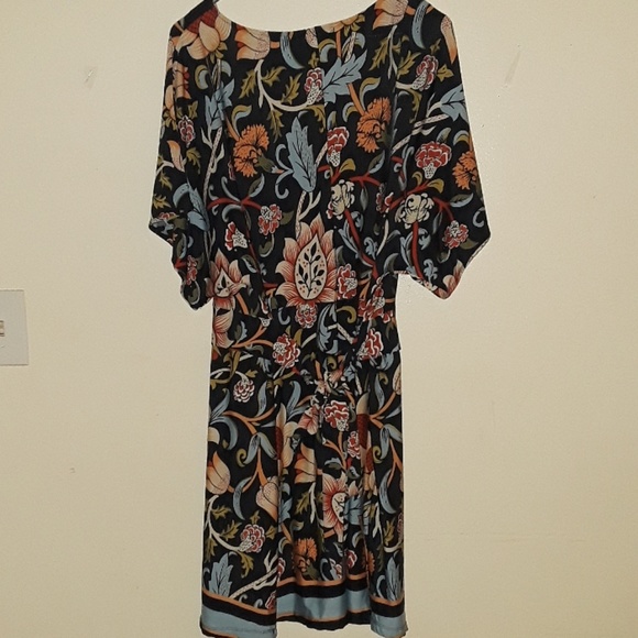 BCBGMaxAZRIA Dress - Picture 3 of 6